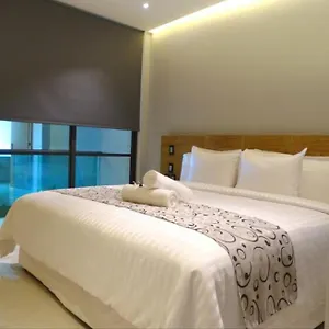 Kavia Cancun